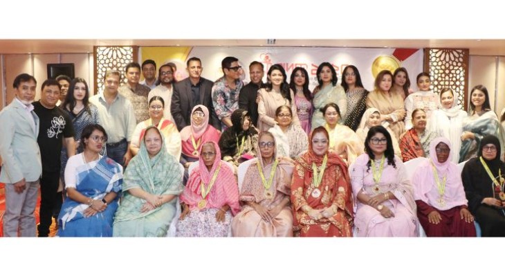 তারকা, সাংবাদিক’সহ সফল সন্তানদের মা’কে ‘মা পদক ২০২৫’ প্রদান